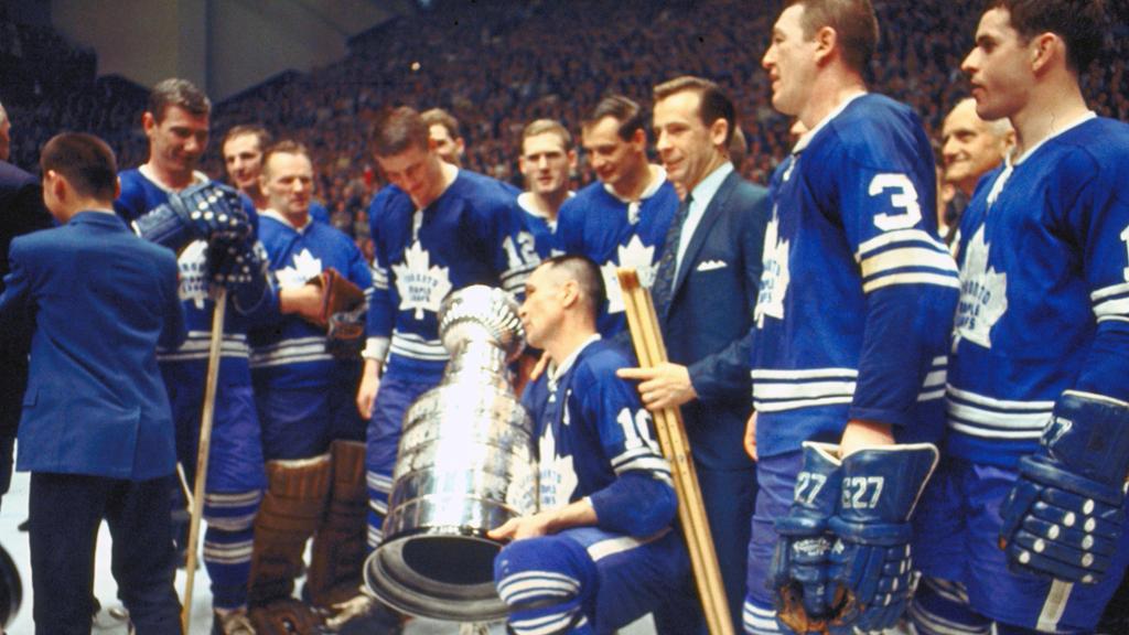 Members of the 1967 Toronto Maple Leafs Stanley Cup Champions wave to the  crowd during a pre-gram ceremony before the Toronto Maple Leafs and  Edmonton Oilers game on Saturday, Feb. 17, 2007